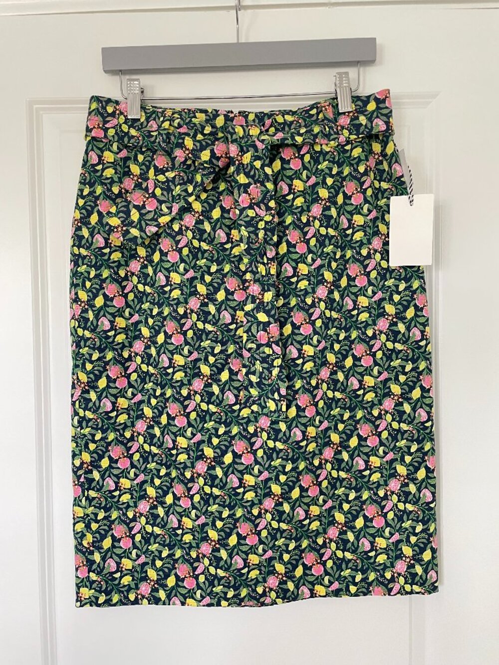 1901 Nordstrom Pencil Skirt Women 8 Navy Lemon Floral Print Cotton Blend NWT Spr
